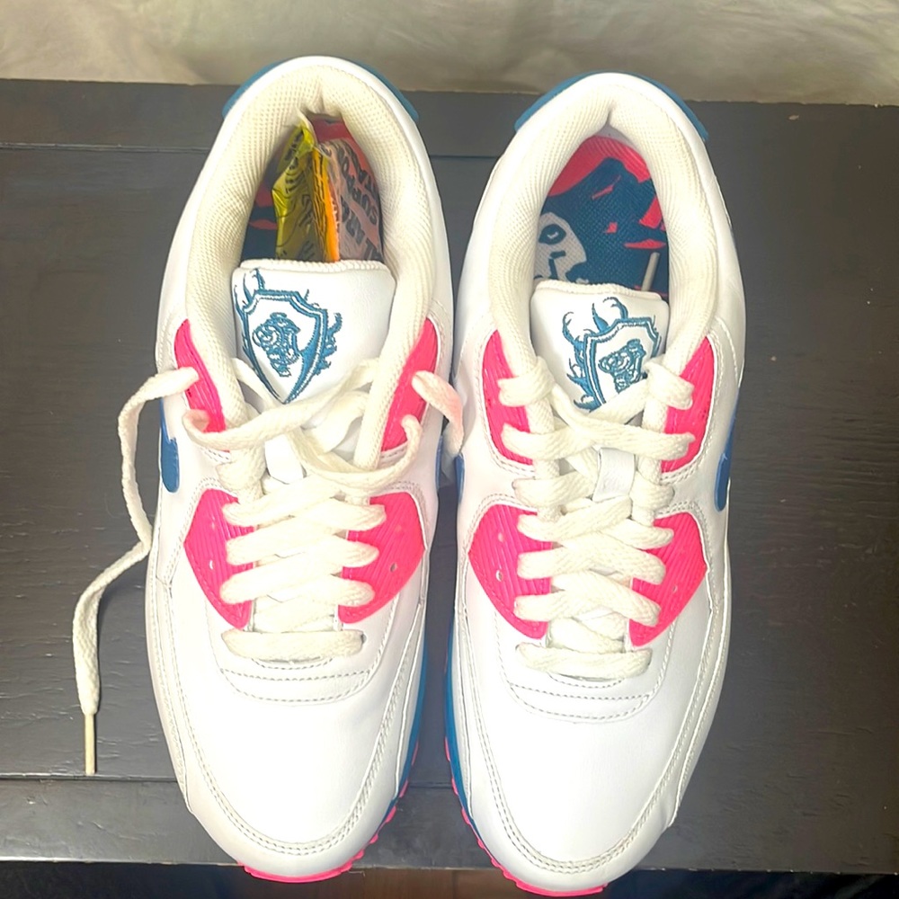 Nike Air Max size 7 never worn